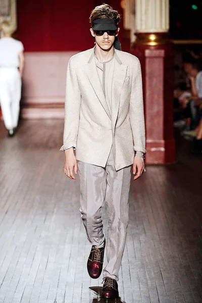 Look 42